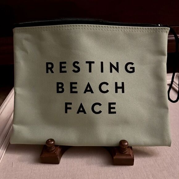 Milly light green canvas beach clutch bag travel ouch NWOT - Picture 1 of 7
